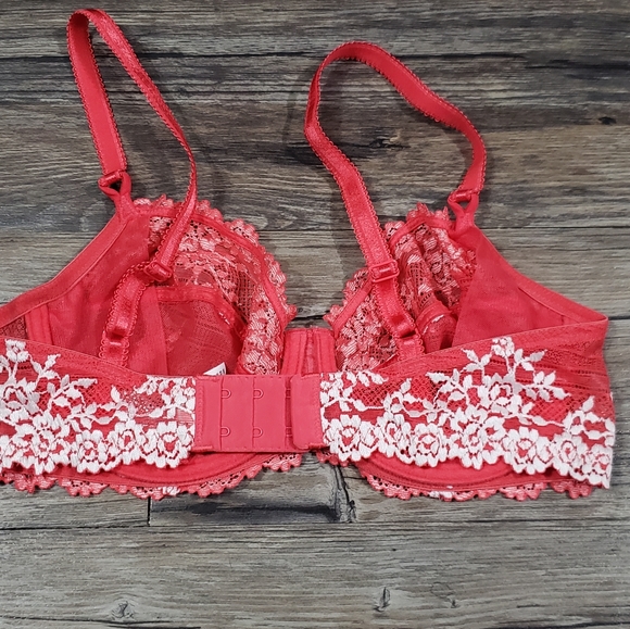 Wacoal Embrace Lace Sheer Bra 34c pink - Picture 4 of 6